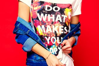 Tee-shirts personnalisés : comment les ranger et les entretenir pour qu'ils durent ?